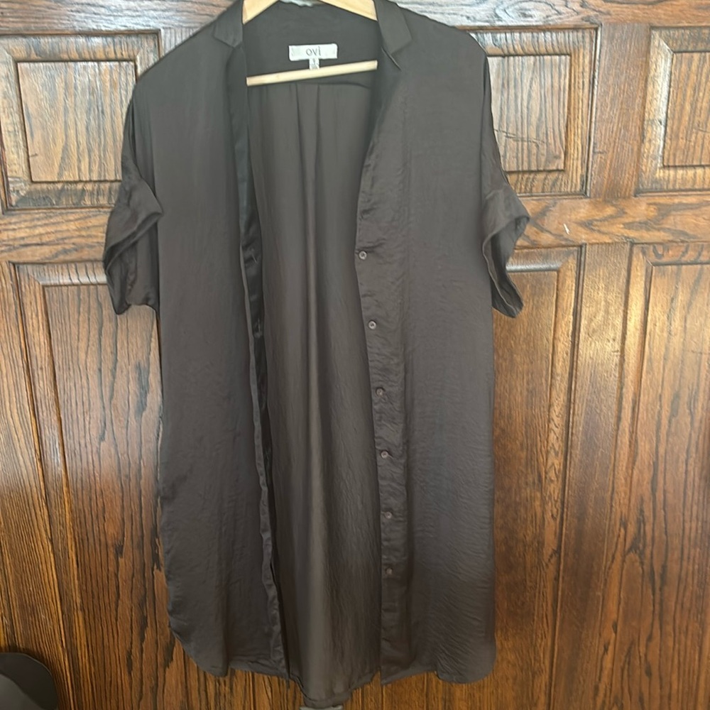 Cool chic shirt like dress that can be worn either way! Steel grey tone!